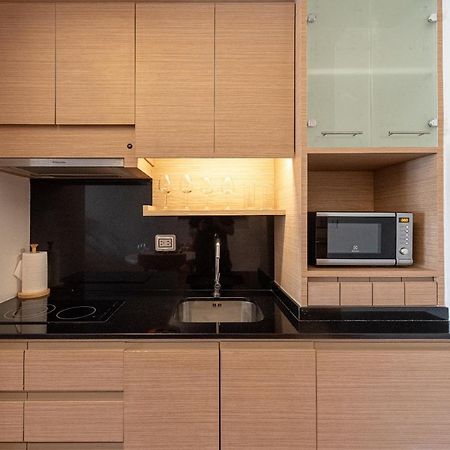 Summit Windmill Golf Suite Hotel At Suvarnabhumi Бангкок Экстерьер фото A modern kitchen