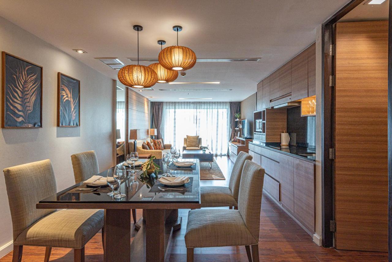 Summit Windmill Golf Suite Hotel At Suvarnabhumi Бангкок Экстерьер фото A typical apartment interior