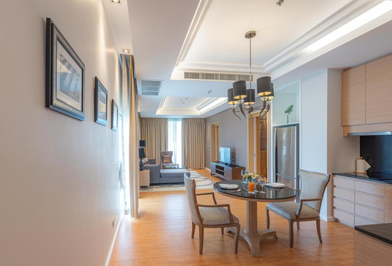 Summit Windmill Golf Suite Hotel At Suvarnabhumi Бангкок Экстерьер фото A suite at the hotel