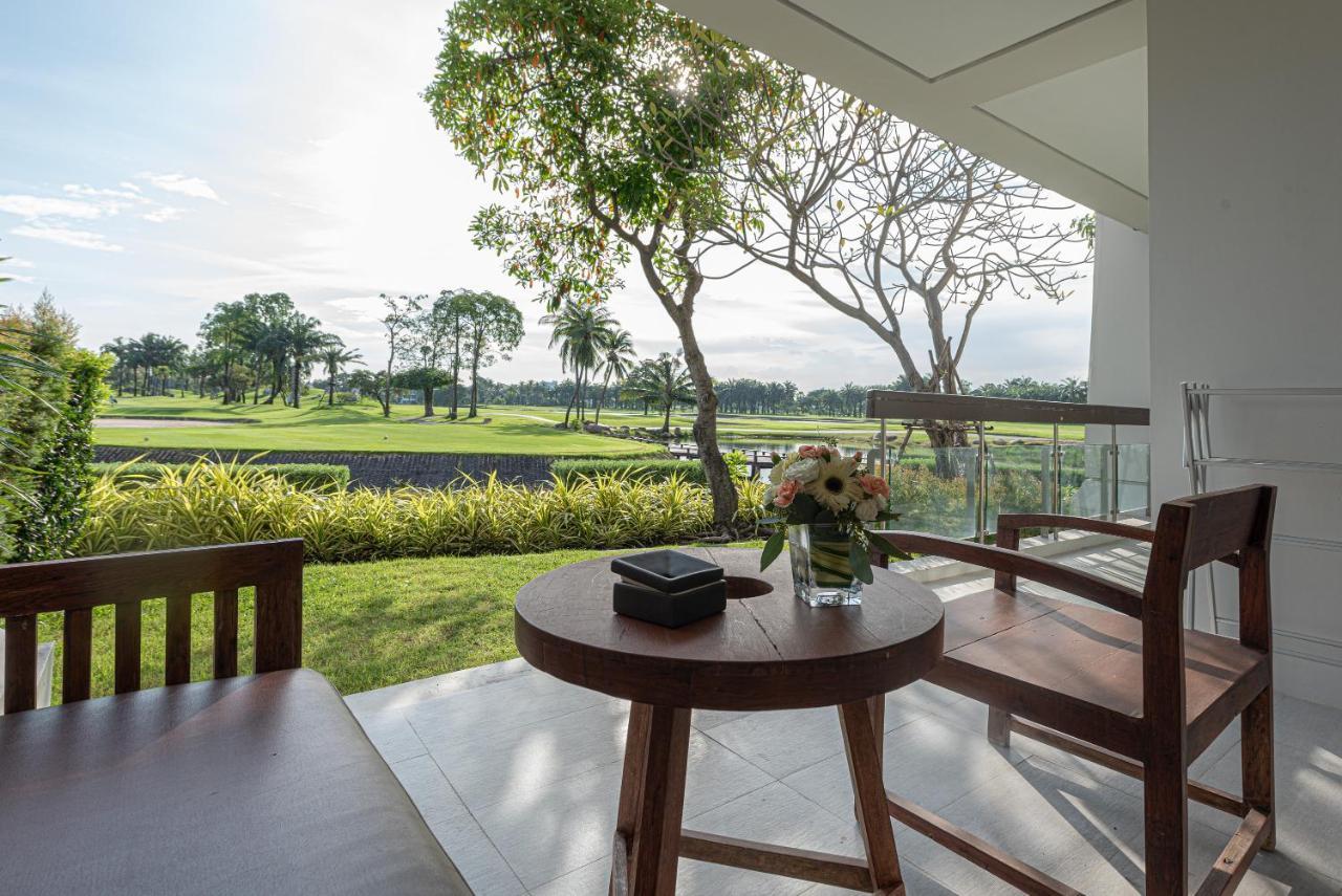 Summit Windmill Golf Suite Hotel At Suvarnabhumi Бангкок Экстерьер фото