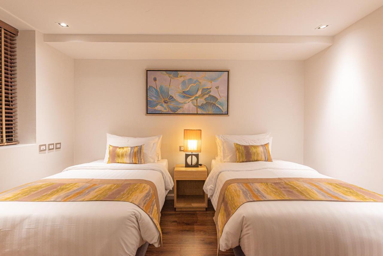 Summit Windmill Golf Suite Hotel At Suvarnabhumi Бангкок Экстерьер фото Deluxe Twin